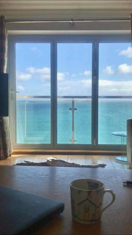 Blue Pool View Apartment Portrush Exterior photo