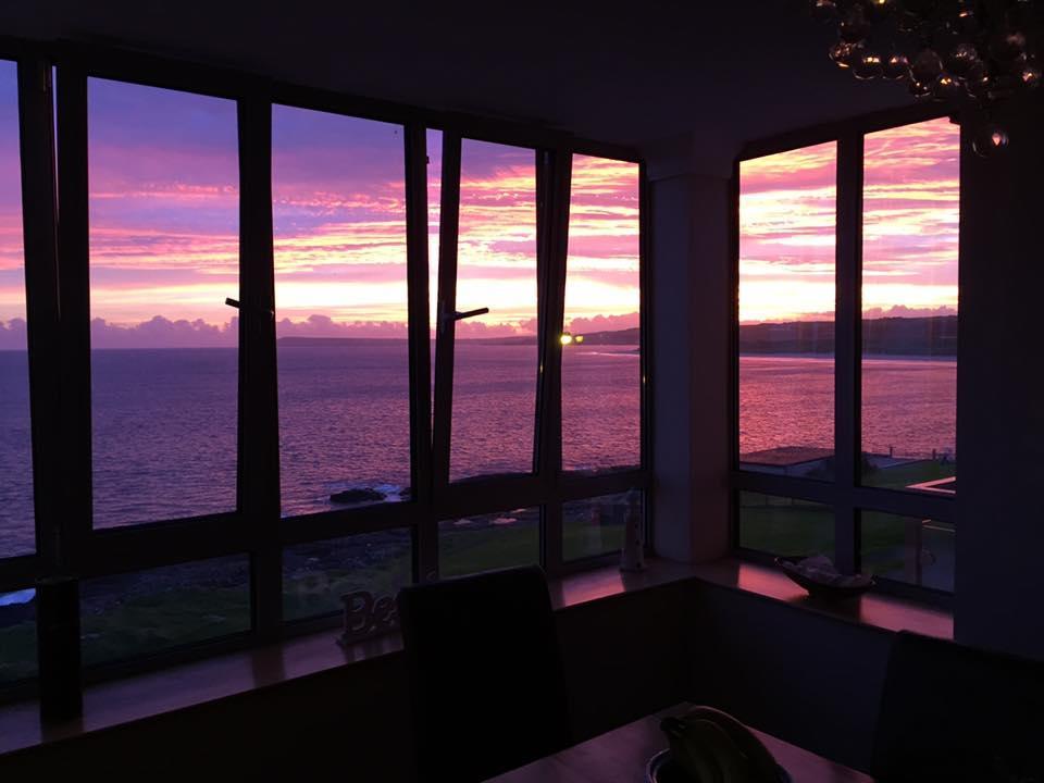 Blue Pool View Apartment Portrush Exterior photo